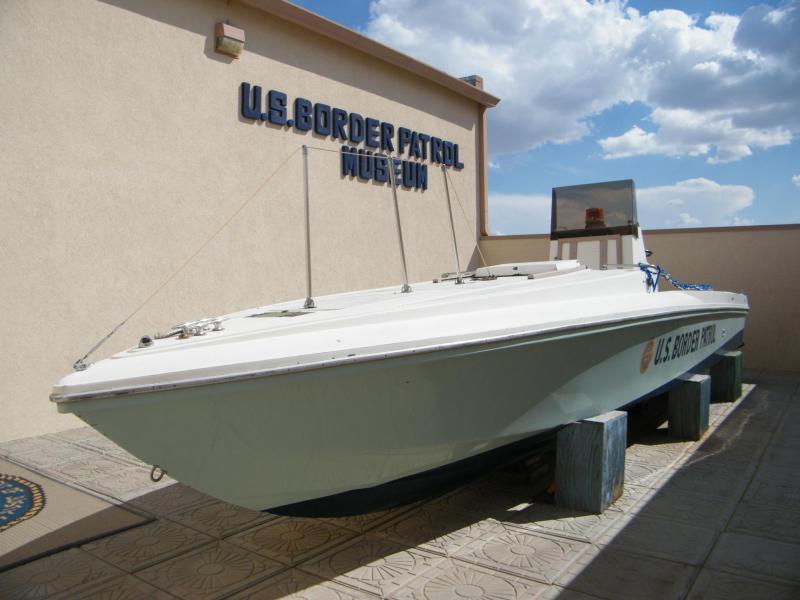 Szárazföldi és légi járművek után egy vizi