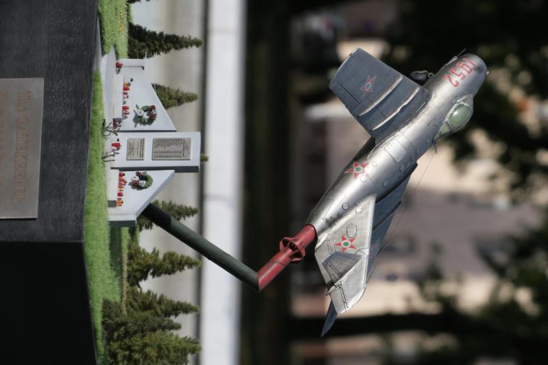 MiG-15 Fagot
1:48 Hobby 2000 48005