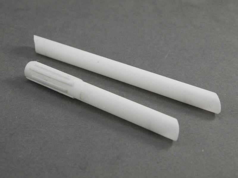 A repülőgépet tartó konzol csövei