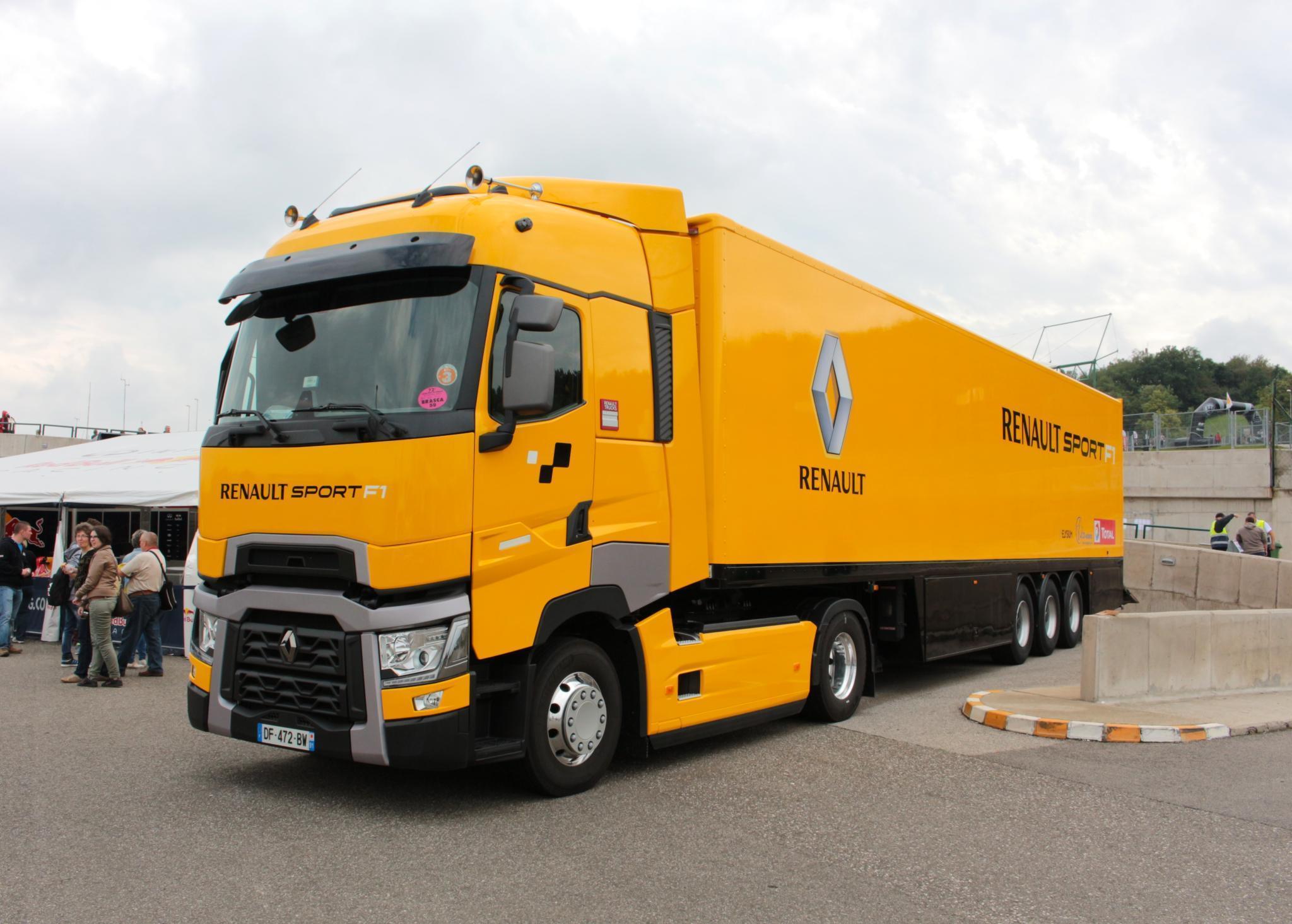 Egy eredeti T-s Renault