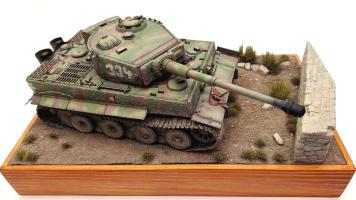 A 334-es Tigris &ndash; &Eacute;letem első makettje
(Vickie)