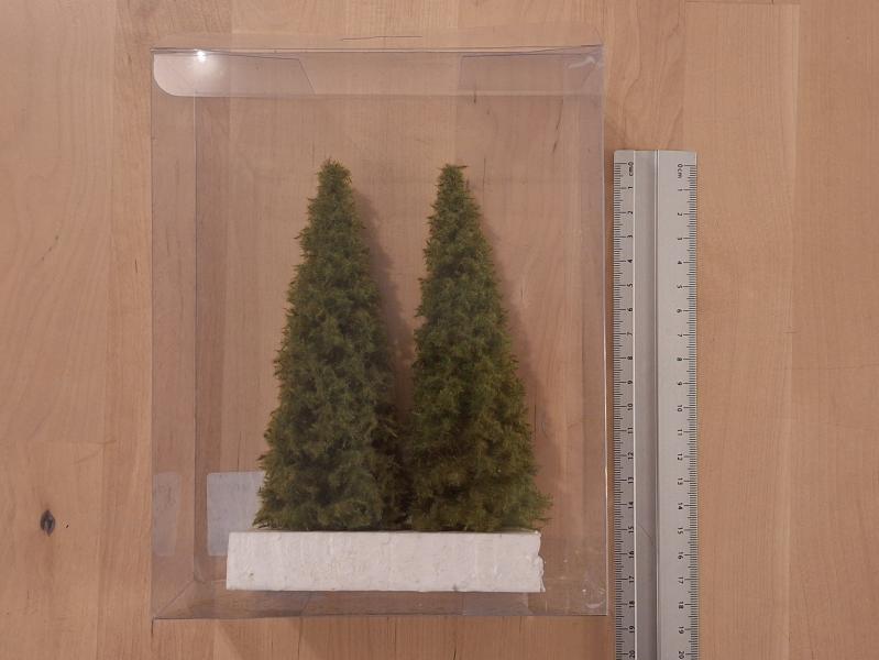 Model Scene vörösfenyő 15 cm (2)