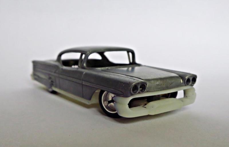 Bontás után építés