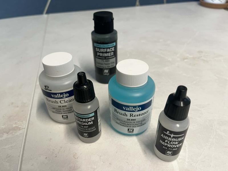 Eladó kiegészítők

Sziasztok!

   Eladóak az alábbi tételek, lényegében hiánytalanok, csak kibontva voltak.

- Vallejo Model wash szett. Áruk: 1.000Ft.-/db
- Vallejo Brush Cleaner, restorer. Áruk: 1.000 Ft.-/db
- Vallejo German Grey Surface Primer. Ára: 2.000 Ft.-
- Vallejo Retarder, Airbrush flow improver. Áruk: 500 Ft.-/db
- MRP Masking putty. Ára:3000 Ft.-
- AMMO satin varnish: Ára 1.500Ft.-
- AK RC859, AMMO satin varnish, Ak 3rd GEN Mud Brown, Airbrush cleaner: Áruk 500ft/db
- Mr. Color Clear Silver lakk: 1.000.- Ft.

Érdeklődni a balazs.czeferner@gmail.com címen lehet, foxpost előre utalás után képzelhető el. 