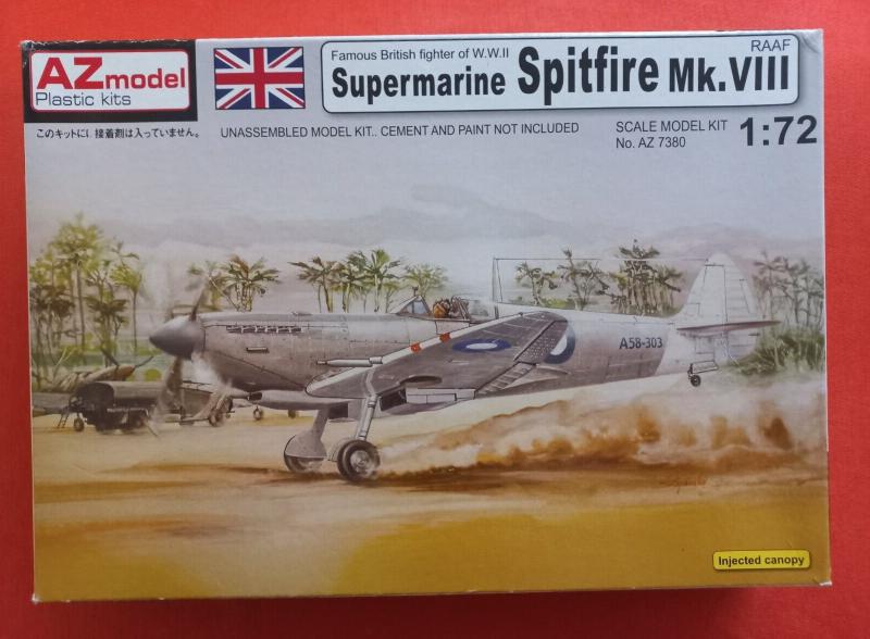 Az Model Spitfire Mk. VIII (3500)