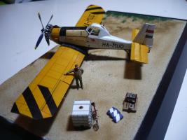 A rep&uuml;lő Teve
(Propellerfanatic)