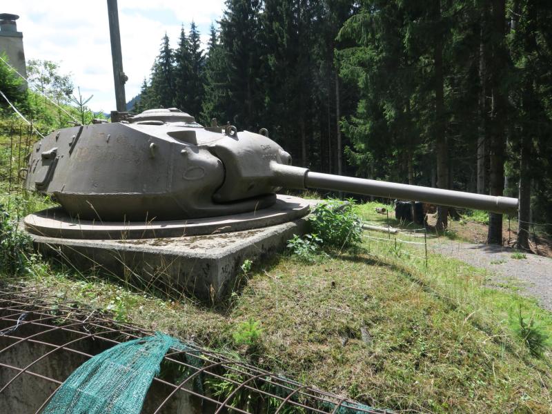 M24 torony 75 mm-es löveggel