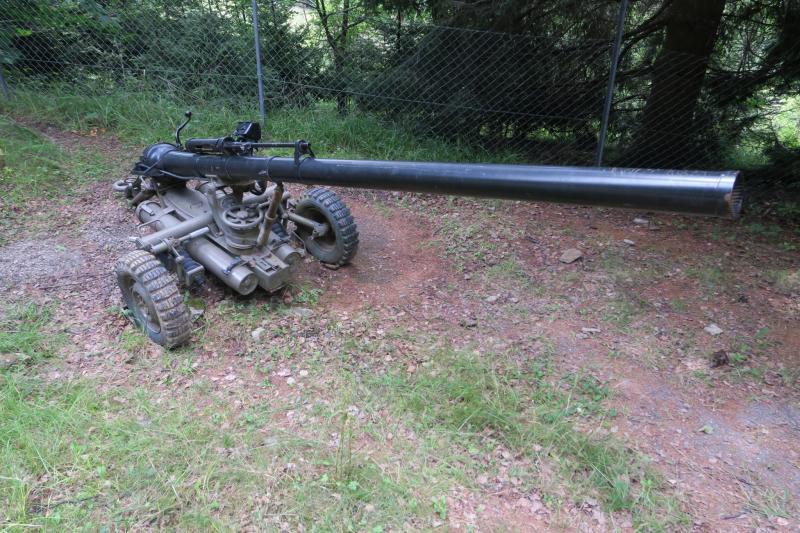 106 mm-es HSN löveg