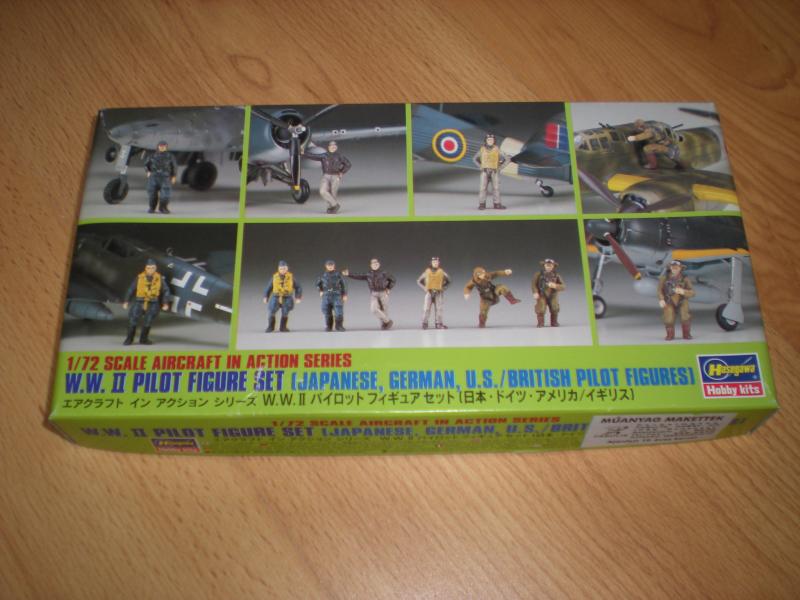 1/72! Csak a képen szereplő 4 db. figura! (3 japán, és egy német!) 400-