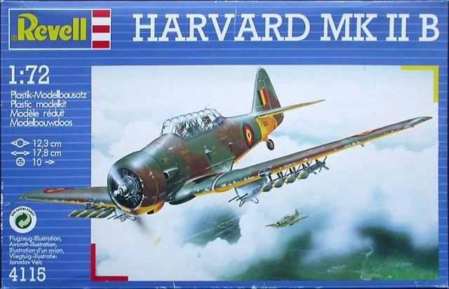 Revell Harvard (3000)