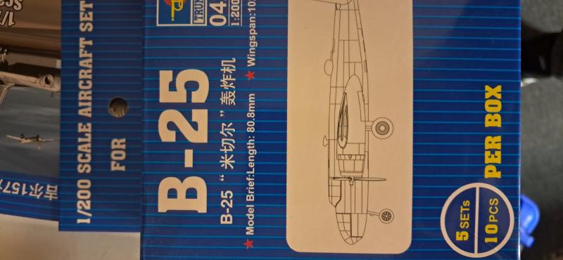 trumpeter b25