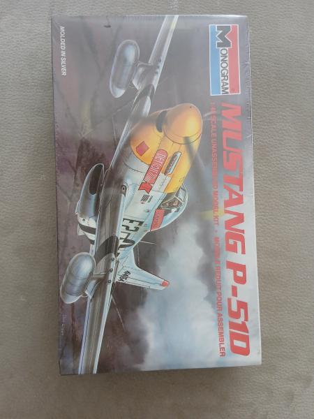 Monogram P-51D (5000)